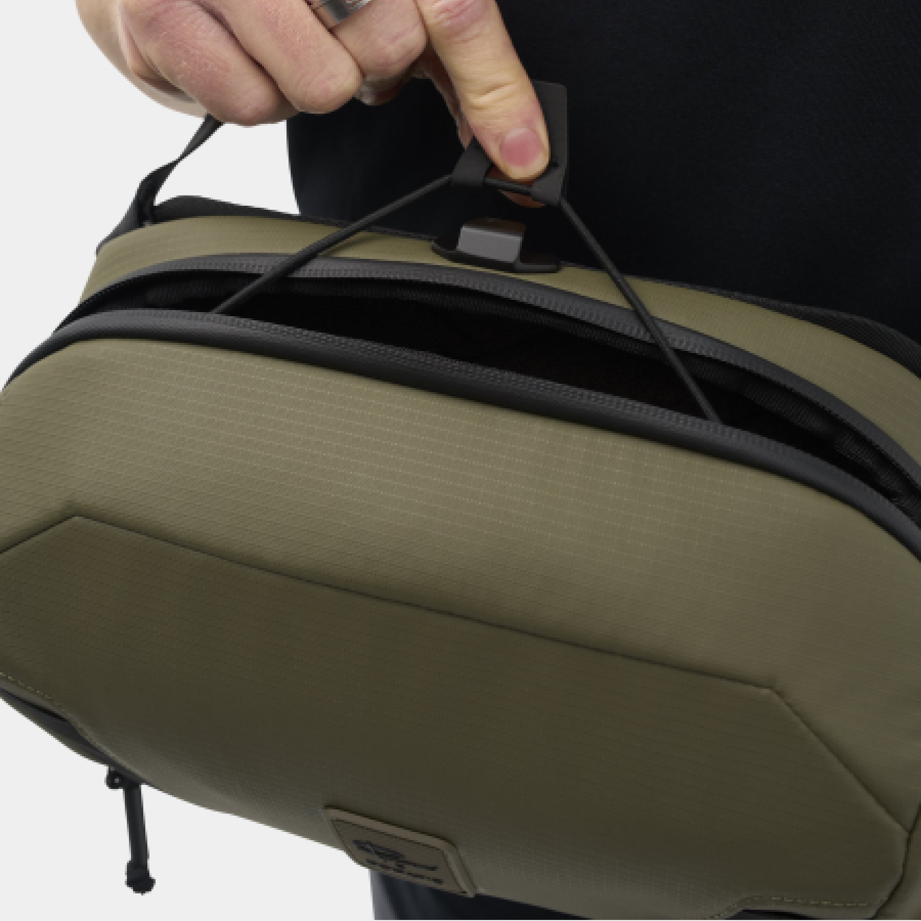 McKinnon Camera Sling 5L