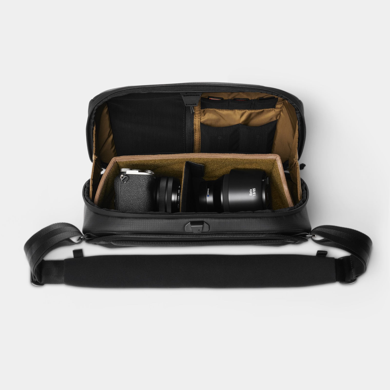 McKinnon Camera Sling 8L