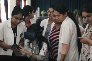 Dental team using virtual reality for humanitarian training