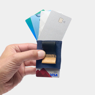 NOMATIC Wallet in navy with leather tab#color_navy-with-leather-tab