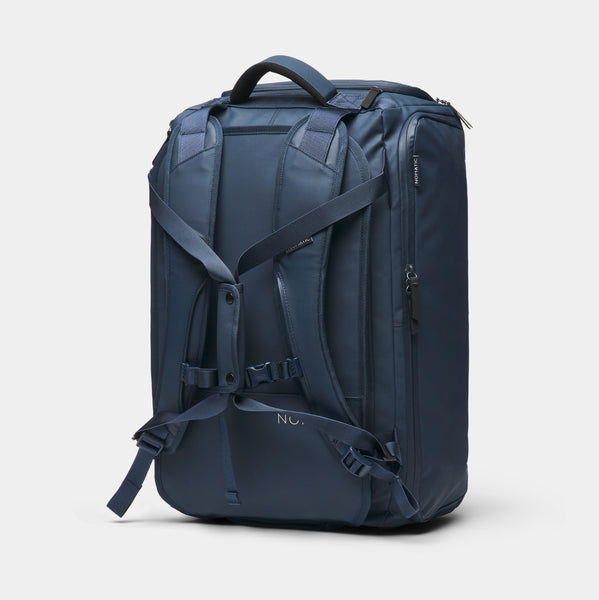 Nomatic Travel Bag 40L – Best Carry-On Backpack for 3–7 Day Trips