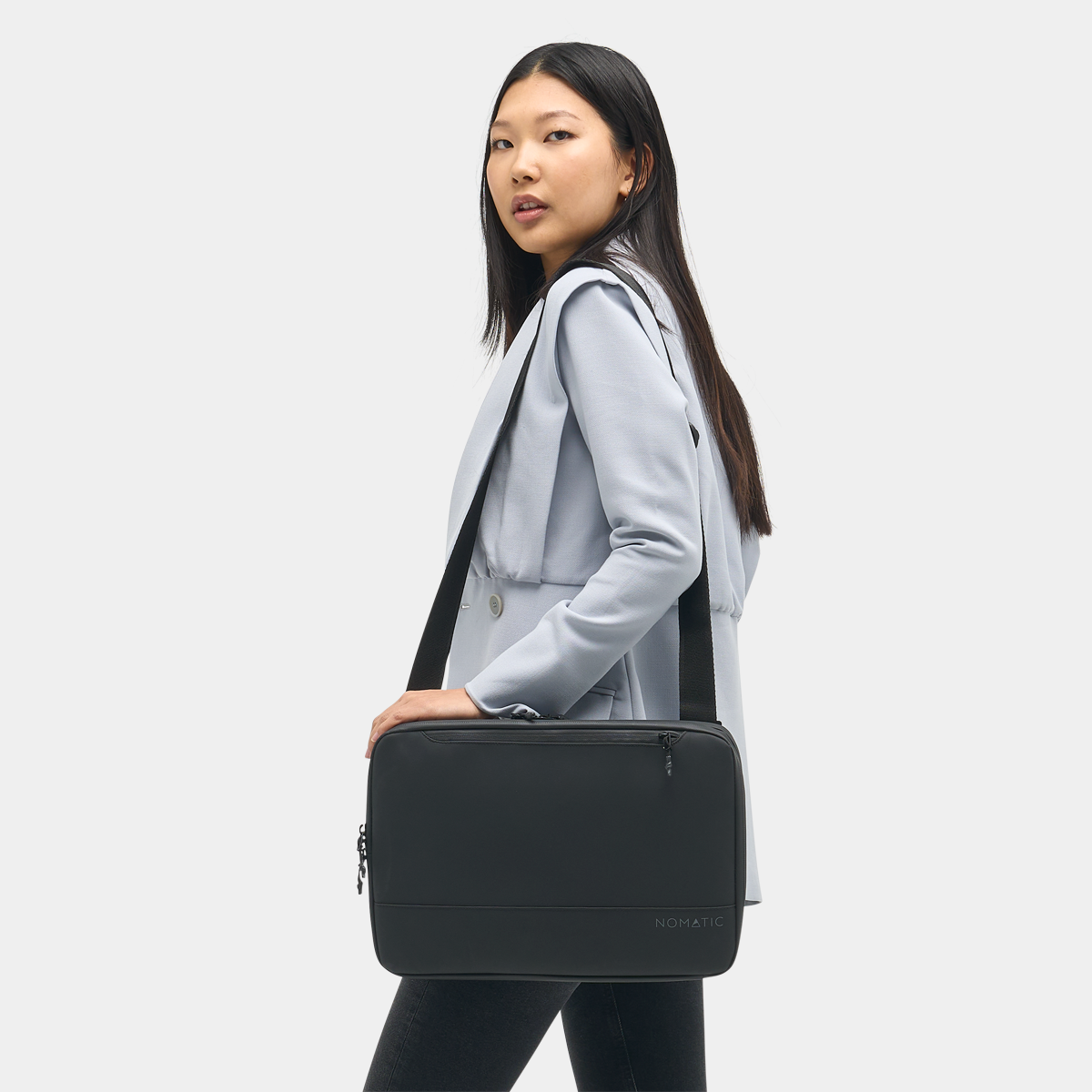 The Nomatic Tech Case NOMATIC