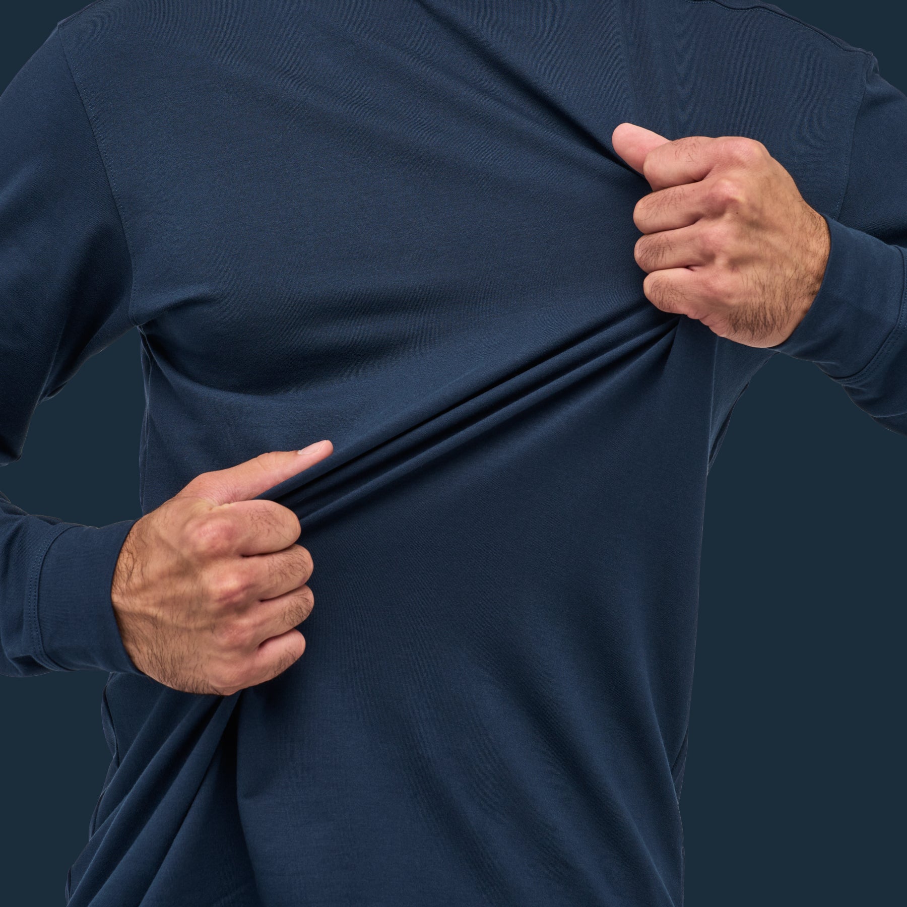 Outset Long Sleeve T-Shirt | Premium Comfort for Travel Days – NOMATIC