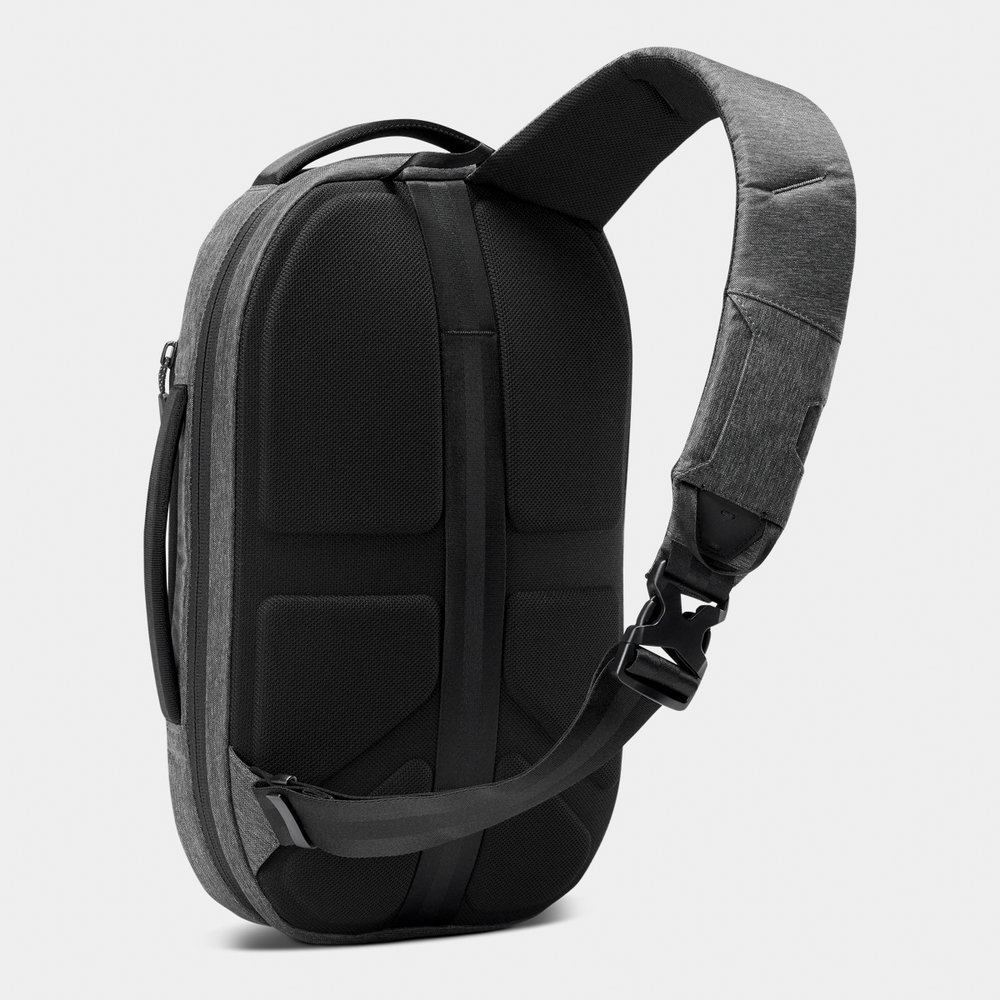 Navigator Lite Sling 10L - NOMATIC Travel Bags and Packs