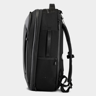 Navigator Travel Backpack 32L - Lost and Found