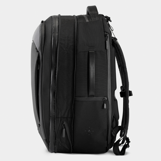 Navigator Travel Backpack 32L - Lost and Found