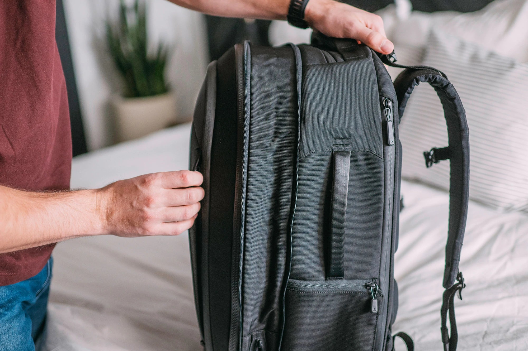 Navigator Travel Backpack 32L NOMATIC