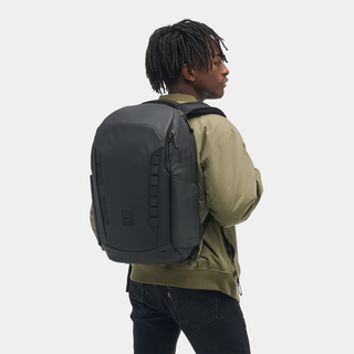 McKinnon Camera Pack 25L Backpack – NOMATIC McKinnon Camera Pack 25L Backpack – NOMATIC