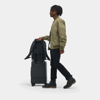 McKinnon Camera Pack 25L Backpack – NOMATIC McKinnon Camera Pack 25L Backpack – NOMATIC