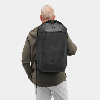 McKinnon Camera Pack 35L V2 Backpack – NOMATIC McKinnon Camera Pack 35L V2 Backpack – NOMATIC
