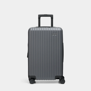 Front view of the Method Luggage Check-In color grey
#color_gray