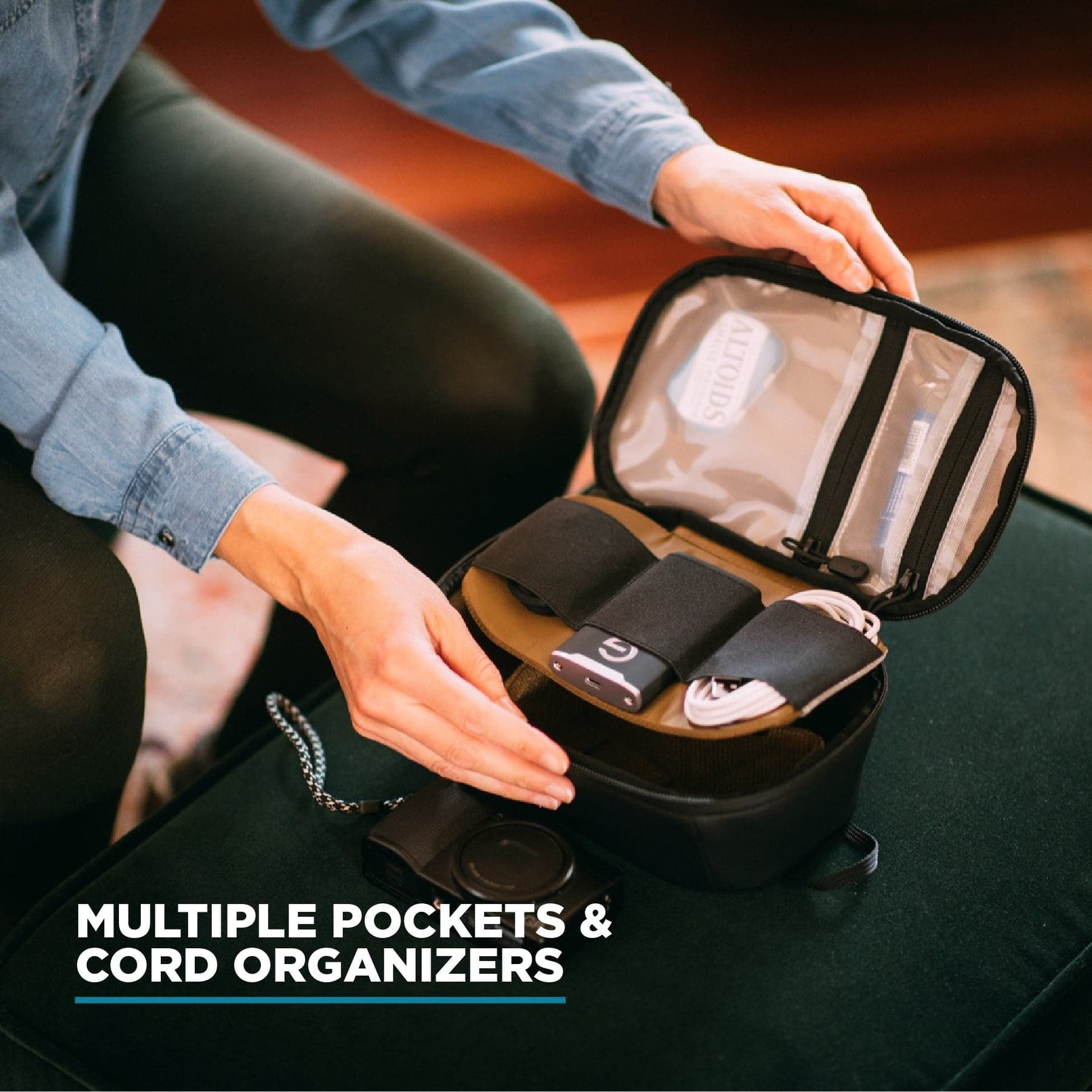 McKinnon Tech Organizer – NOMATIC
