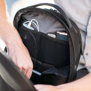 Navigator Backpack 15L - Scratch & Dent - NOMATIC Travel Bags and Packs